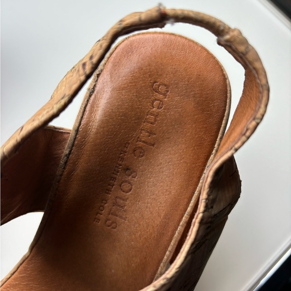 Cork Platform Sandals - Tan - Picture 3 of 4